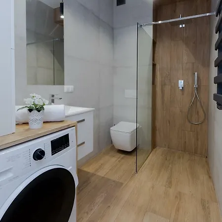 Shortstaypoland Chlodna Apartment